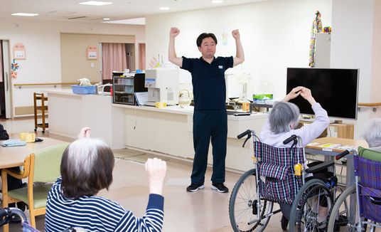 体操する共有スペース
