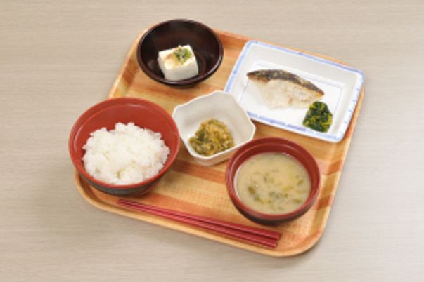 健康的な和食の膳