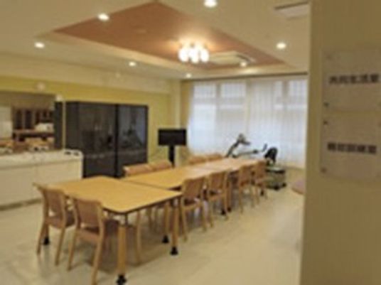 明るい食堂  
