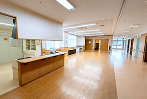 広々とした廊下