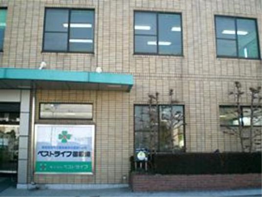 外観のエントランス