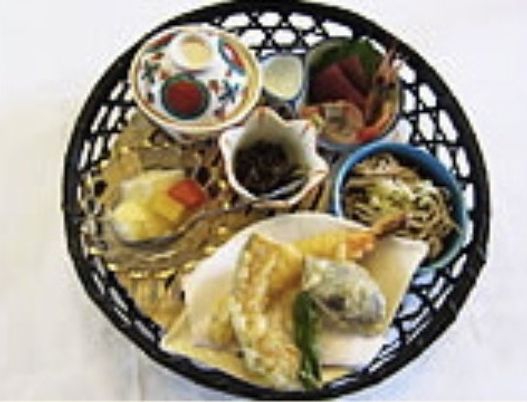 和風の食事セット