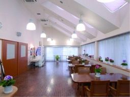 開放的なダイニングスペース