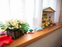 窓辺の飾り付け