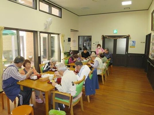 明るい共有スペース活動中