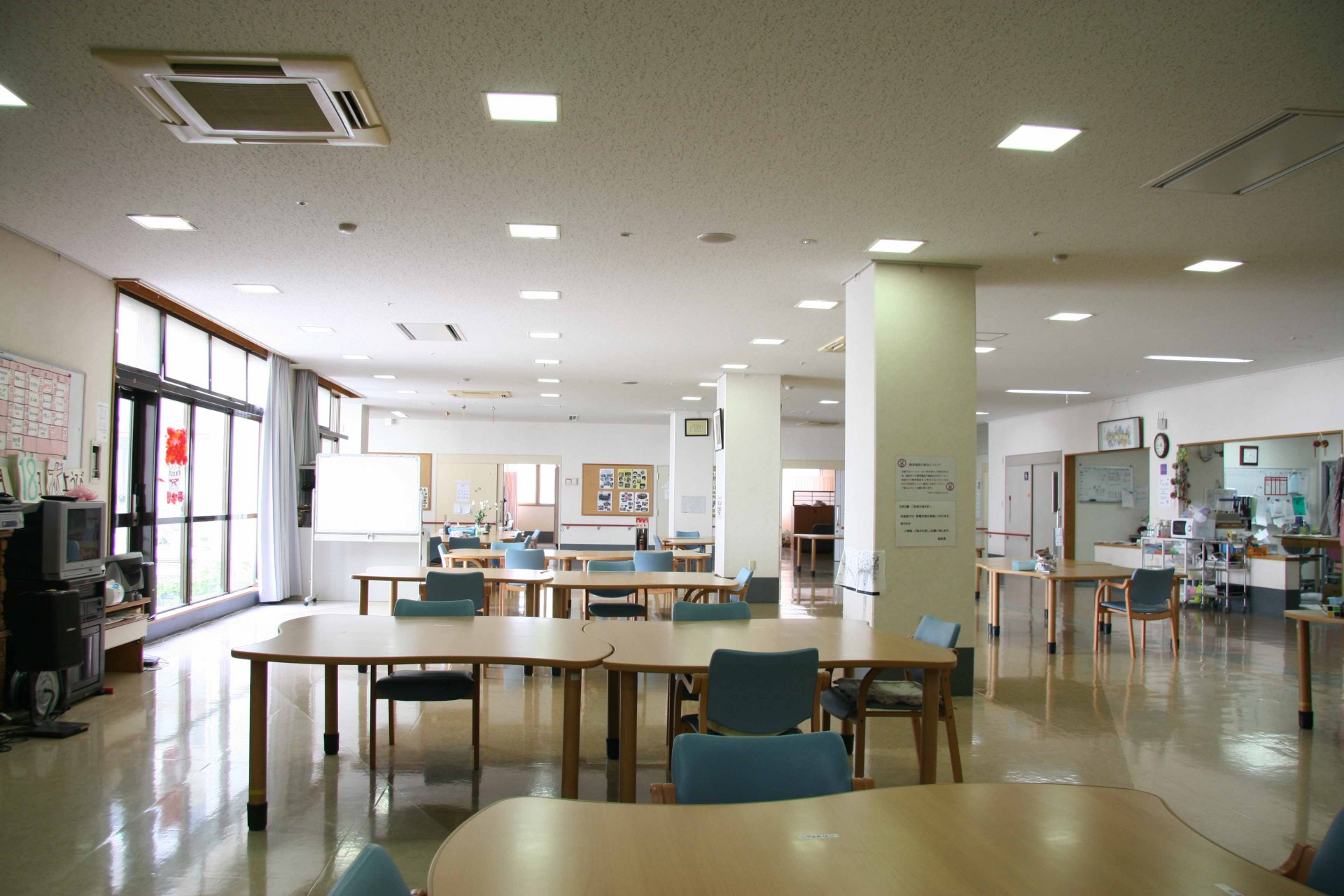 介護老人保健施設 なぎさ園の外観