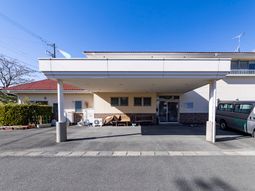 明るいエントランス風景