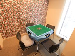 多目的室の麻雀テーブル