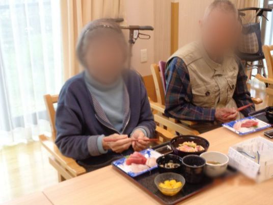 食事中の様子