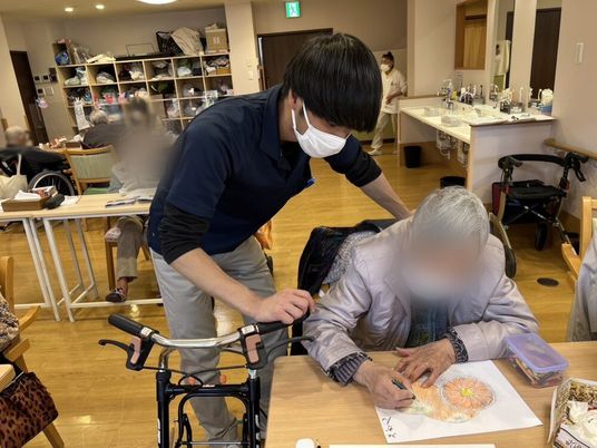 穏やかな指導が行われる部屋