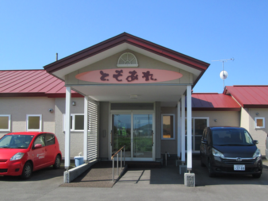 施設の正面玄関  