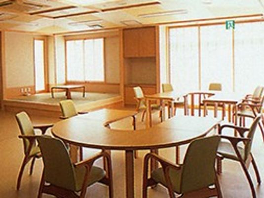 明るい和室の共有空間  