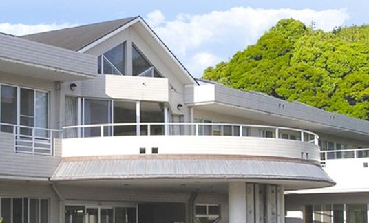 近代的な建物の外観