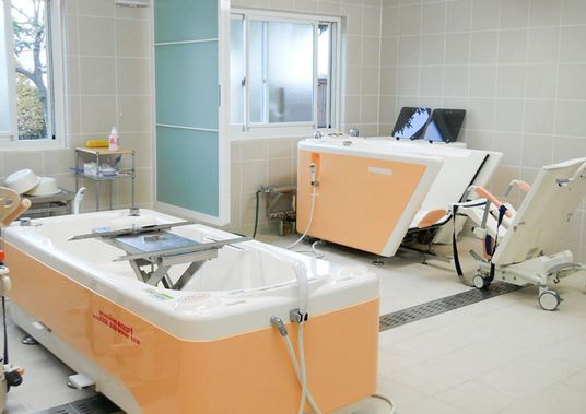 清潔な設備がある浴室