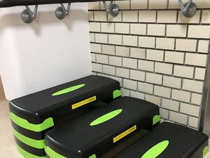 昇降運動用ステップ台の機能訓練室  
