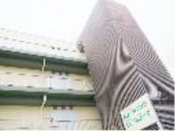 建物の角の外観