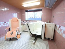 バリアフリー浴室設備