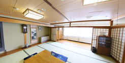 介護施設内の和風リビングルーム