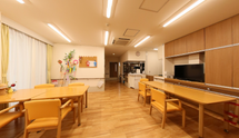 介護施設の居心地の良い共有エリア