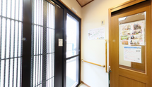 職員室付近の施設内部
