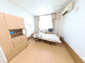 清潔な居室の風景