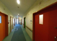 職場となる介護施設の廊下
