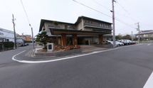 閑静な街角の風景