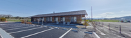 職員用駐車場を備える施設