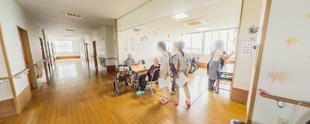 介護施設の居心地の良い共有スペース