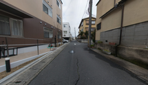 施設の外観と周辺