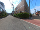 広々とした屋外通路