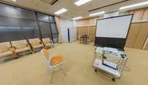 介護施設の共同リビングエリア