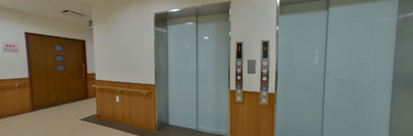 快適な作業環境の介護施設内部