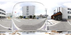 清潔感ある介護施設の外観
