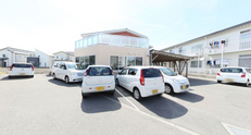 スタッフ向けの介護施設全景