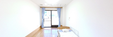 広々とした居室の一角