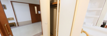 ケア施設の居室設備内観