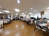 賑やかな活動場面