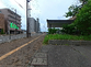 市街地に立地する建物