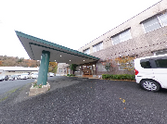 送迎車付き施設入口