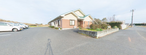 ゆったりとした住宅街にある施設