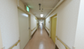 清潔で広い通路
