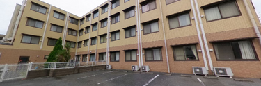 介護施設の外観と周辺環境