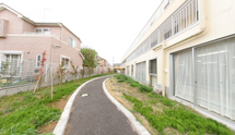 新しい介護施設の外観