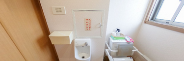 介護施設のトイレ付き居室