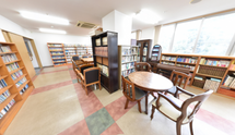 静かな読書環境の図書室