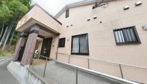 介護施設の正面入口付近