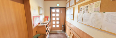 介護施設の案内可能なエントランス