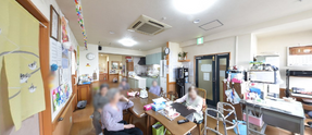 介護施設内の居住者共用エリア