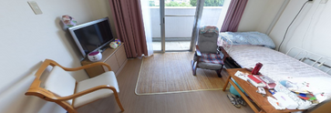 介護施設の居室内部